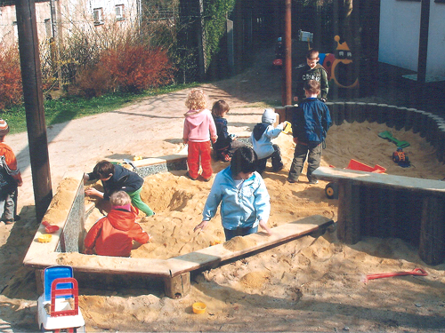 Spielen im Sandkasten!
